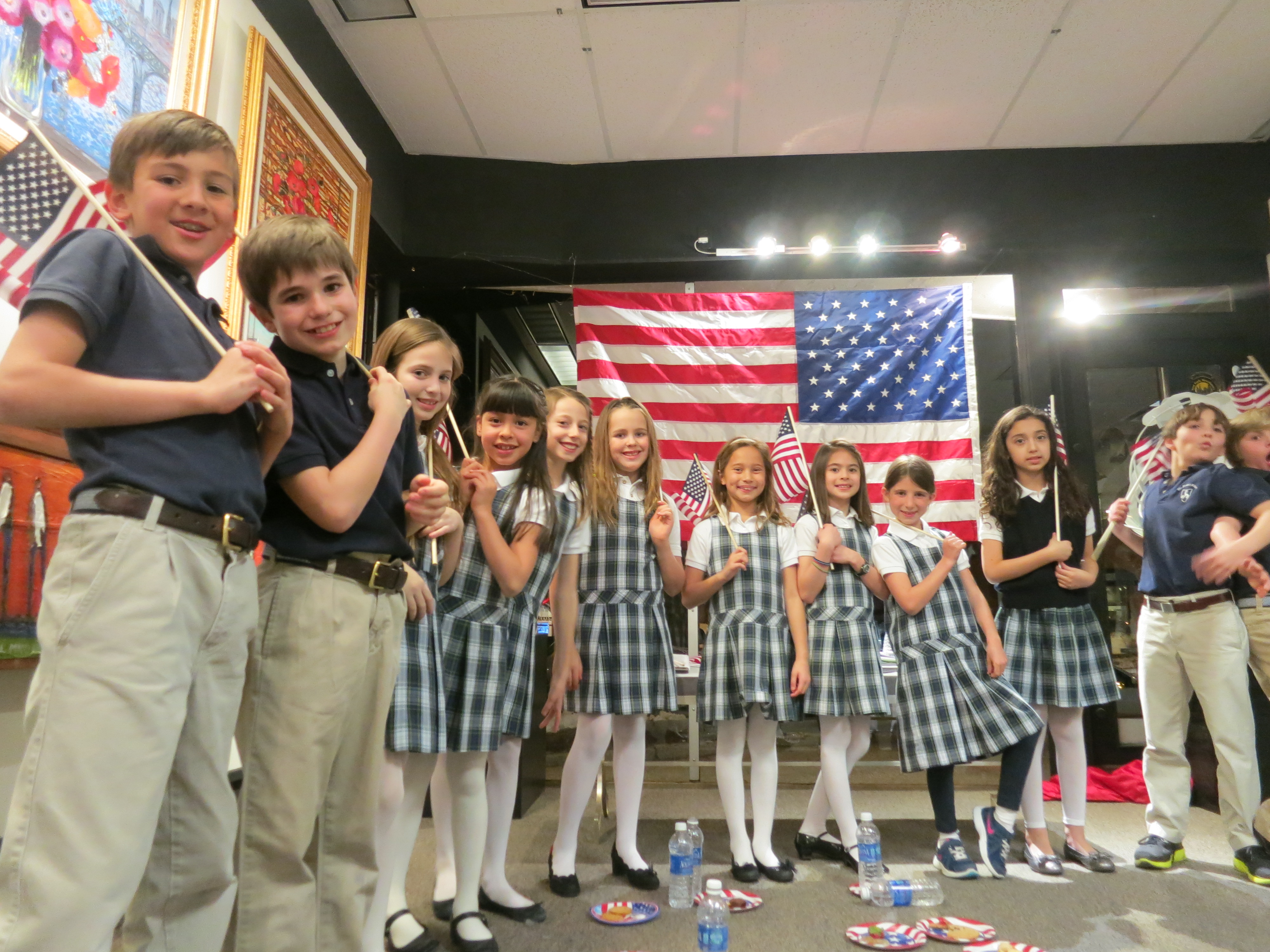 Stanwich School students at a fundraiser for the Business Development for Veterans (BDV) at C Parker Gallery in 2014. Photo: Leslie Yager