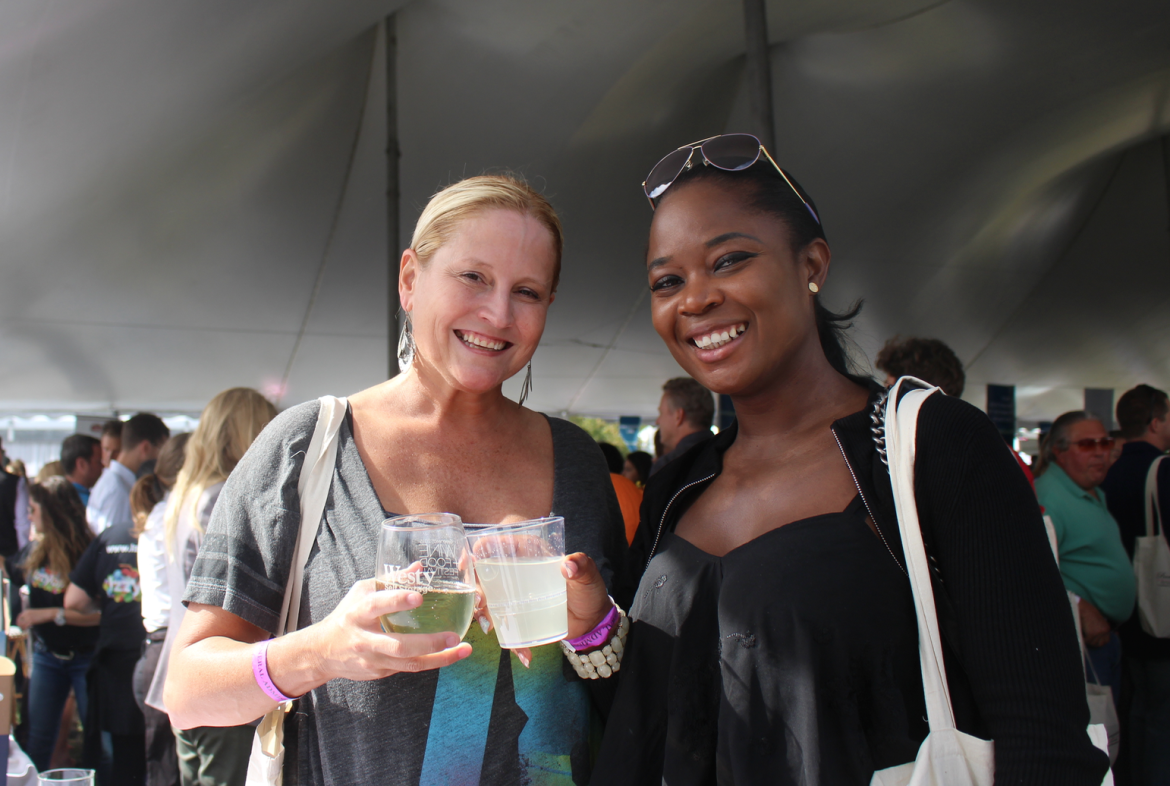Friends having fun at the Food+Wine Festival, Sept. 26, 2015. Credit: Leslie Yager