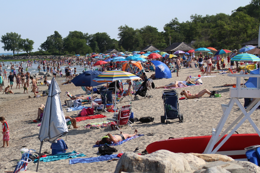 Tod's Point on a crowded Saturday in August, 2015. Credit: Leslie Yager