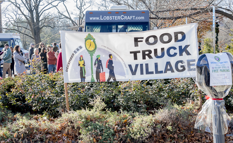 Food Truck Village on Greenwich Avenue drew strong, hungry crowds 