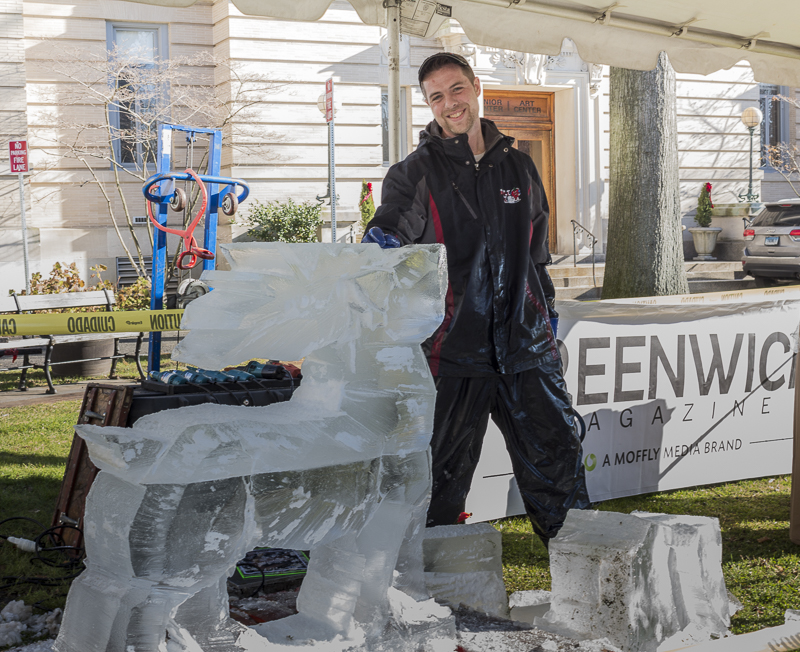 Professional Ice Sculpture Demonstration by master, Dan Bergin.