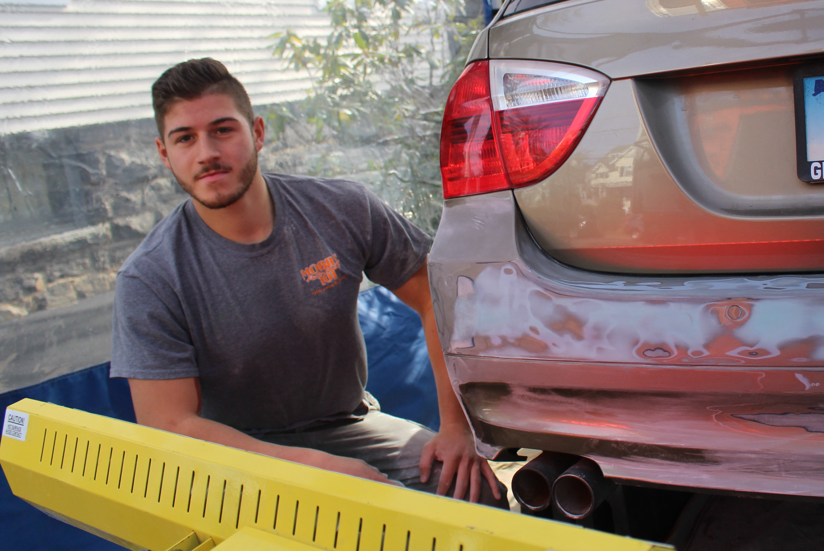 GreenwichBased Mobile Auto Body 101 Brings the Body Shop to Your