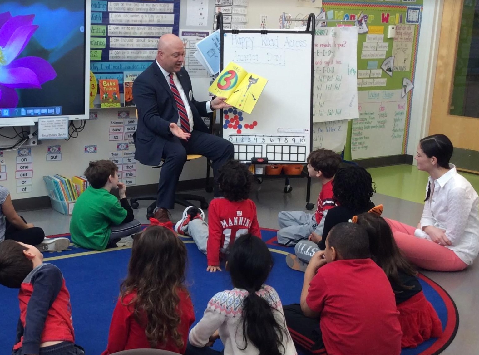 State Rep Mike Bocchino read to children at Hamilton Avenue School on March 2, 2017. 