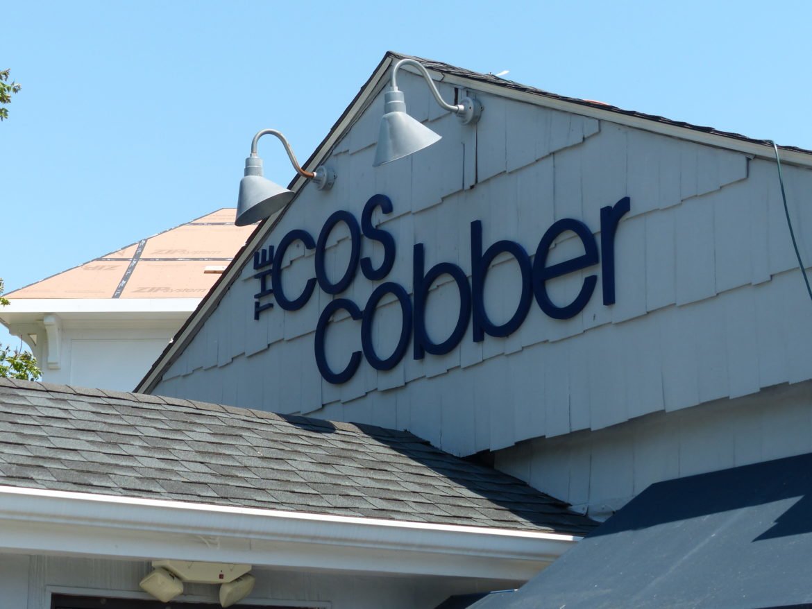 Caren's Cos Cobber is located at 31 E Putnam Ave in Cos Cob. Photo Spencer Grabel