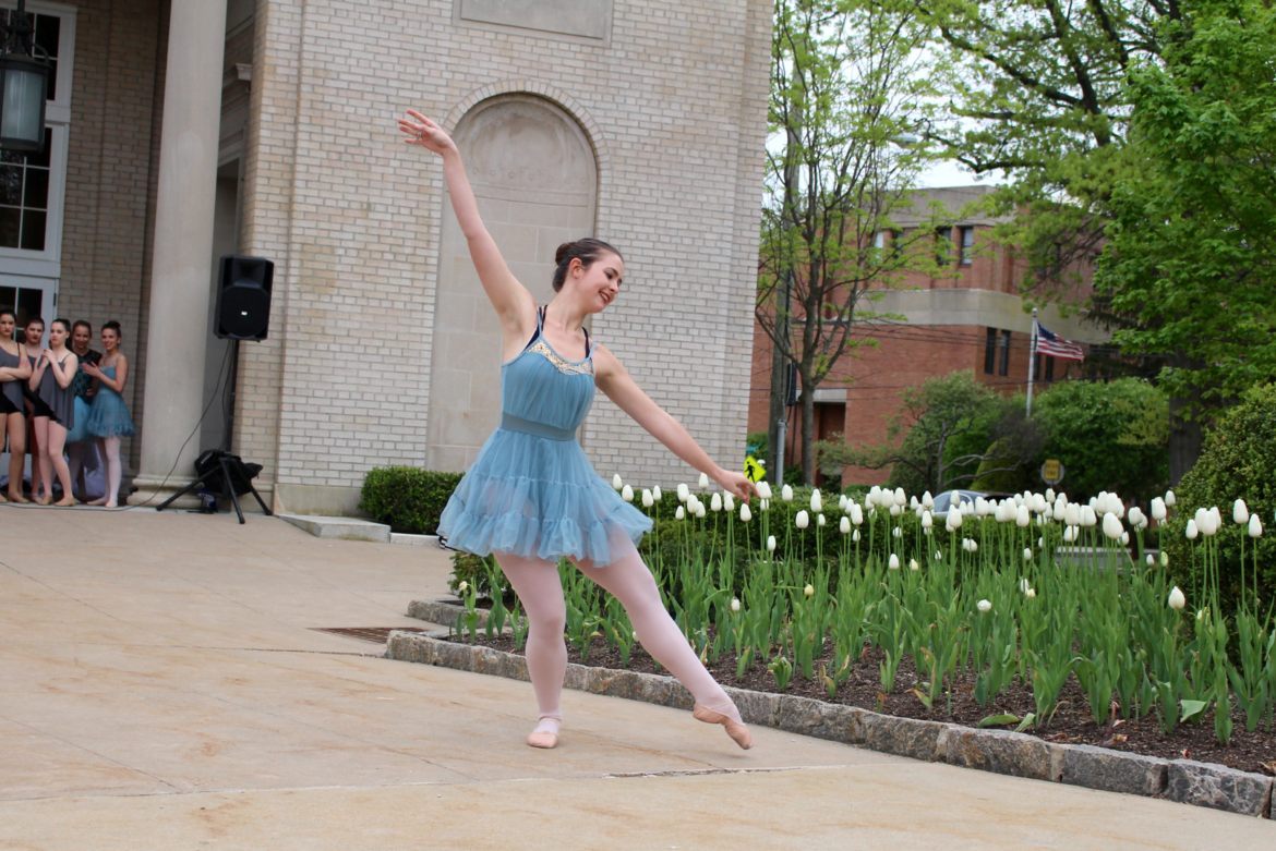 Katie Day, a dancer with Allegra. May 4, 2017 Photo: Leslie Yager