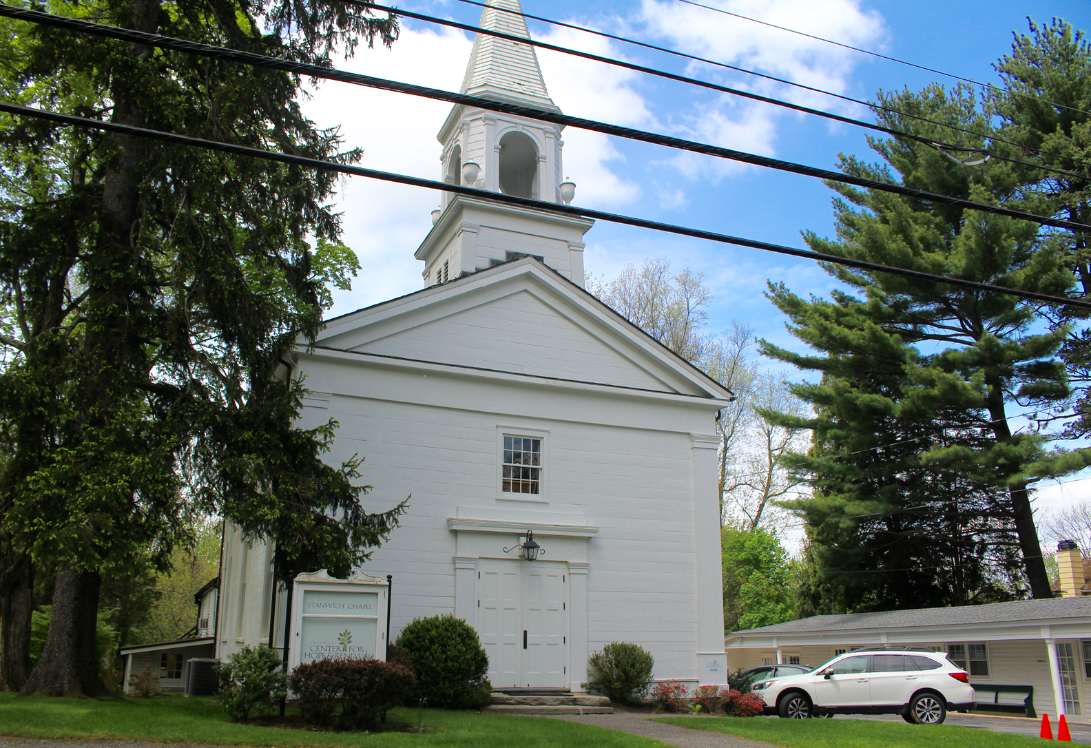 The old Stanwich Church on Taconic Road in back country Greenwich. Photo: Leslie Yager