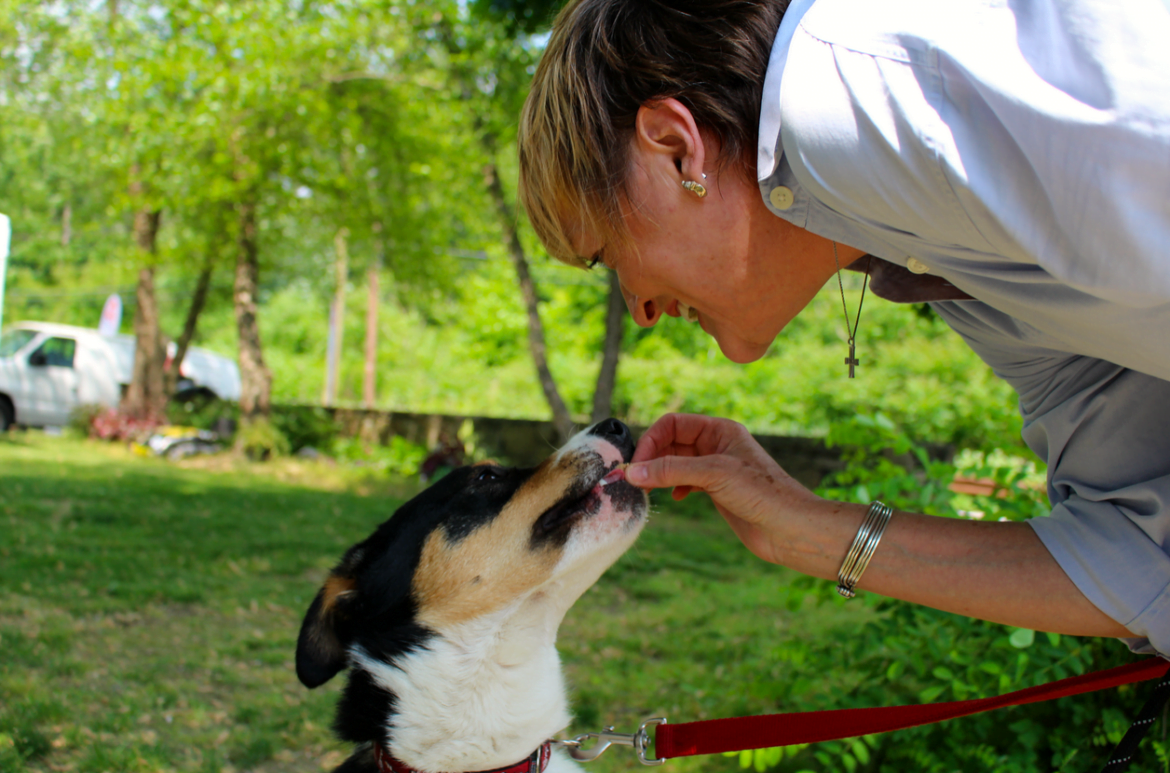 Franchesca Biondo with a rescue dog. Photo: Leslie Yager