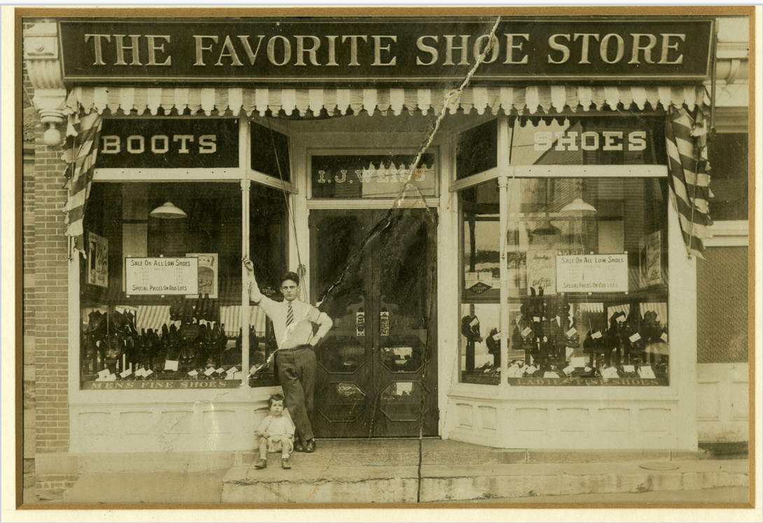 "The Favorite Shoe Store" on Greenwich Ave, circa 1915. Photo courtesy Greenwich Historical Society