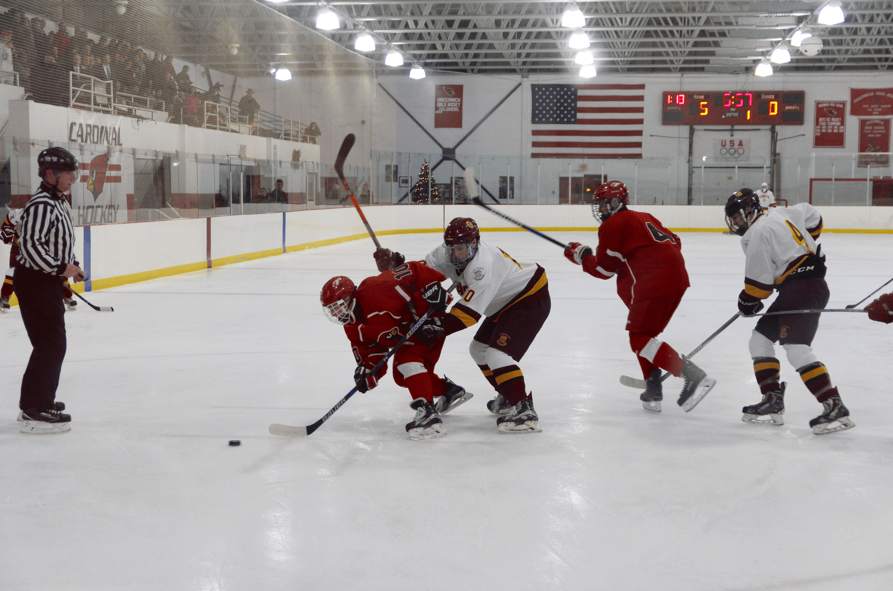 Cardinals had racked up five goals within the first seven minutes of play during their season opener at Hamill Rink, Dec 16, 2017 Photo: Leslie Yager
