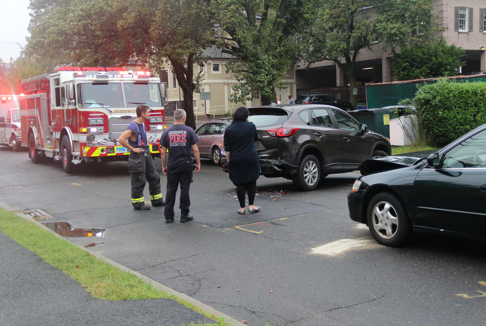 Crash outside 7 Lincoln Ave near Mason Street on Sept 26, 2018 Photo: Leslie Yager