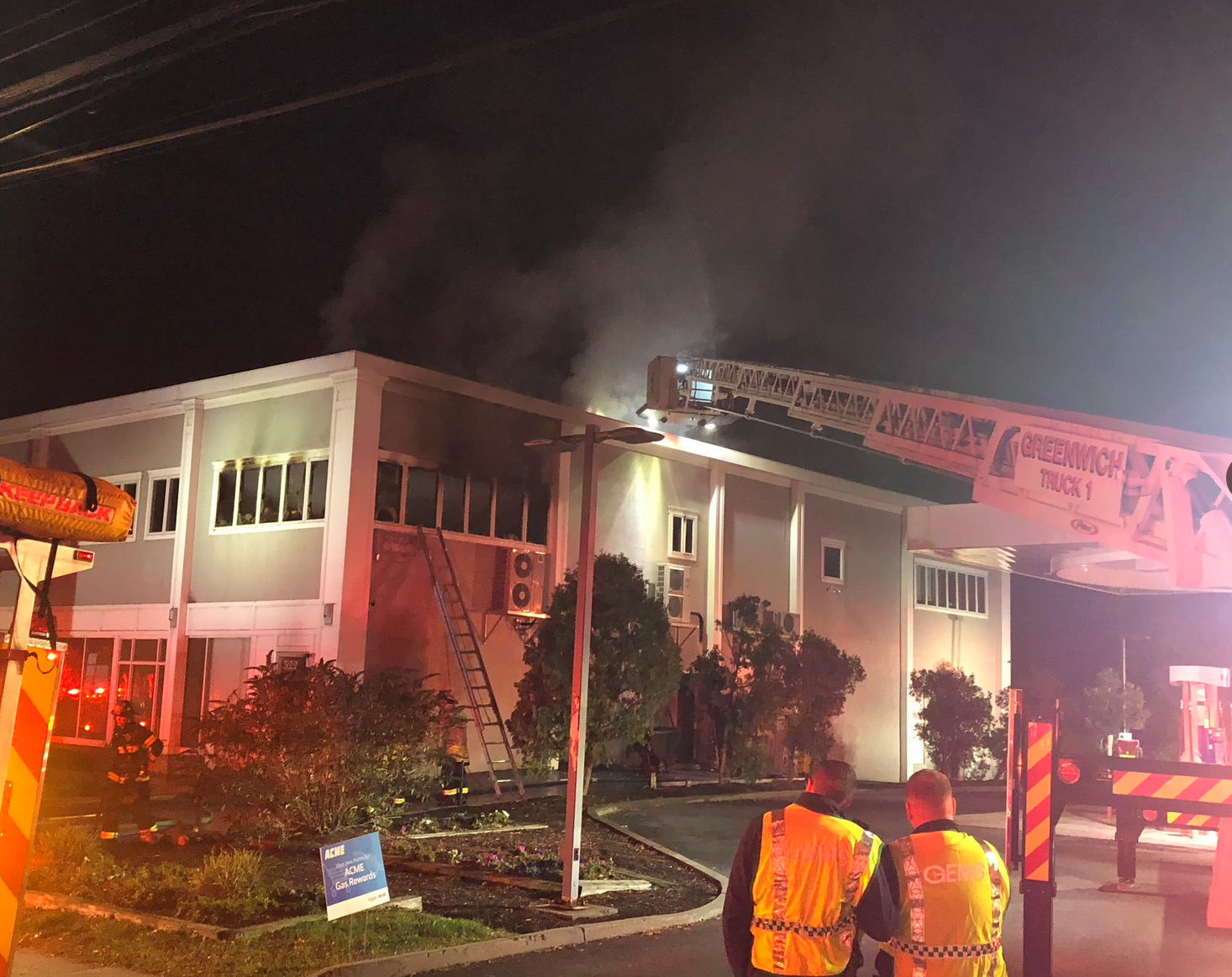 Fire at 522 East Putnam Avenue in Cos Cob. Photo: Greenwich Professional Firefighters Local 1042 Twitter