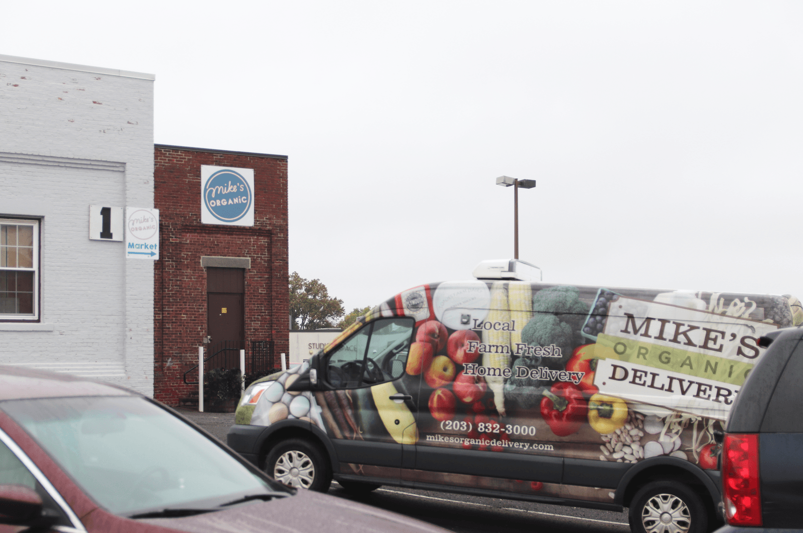 Visit Mike's Organic Market is located at 377 Fairfield Ave, BLDG 1 in Stamford, CT 06902 (next to the Loading Dock.) Photo: Leslie Yager