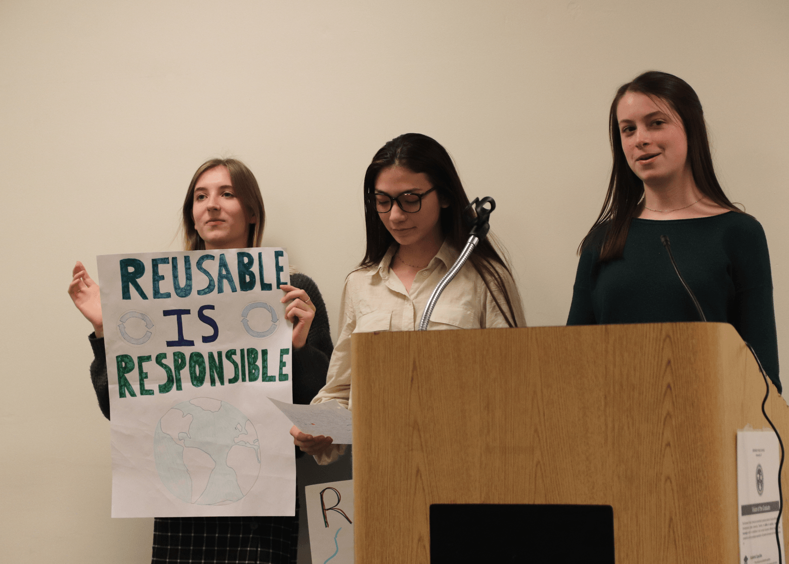 Students at the November BOE meeting at GHS spoke in favor of reusable wares in cafeterias. Nov 21, 2019. Photo: Leslie Yager