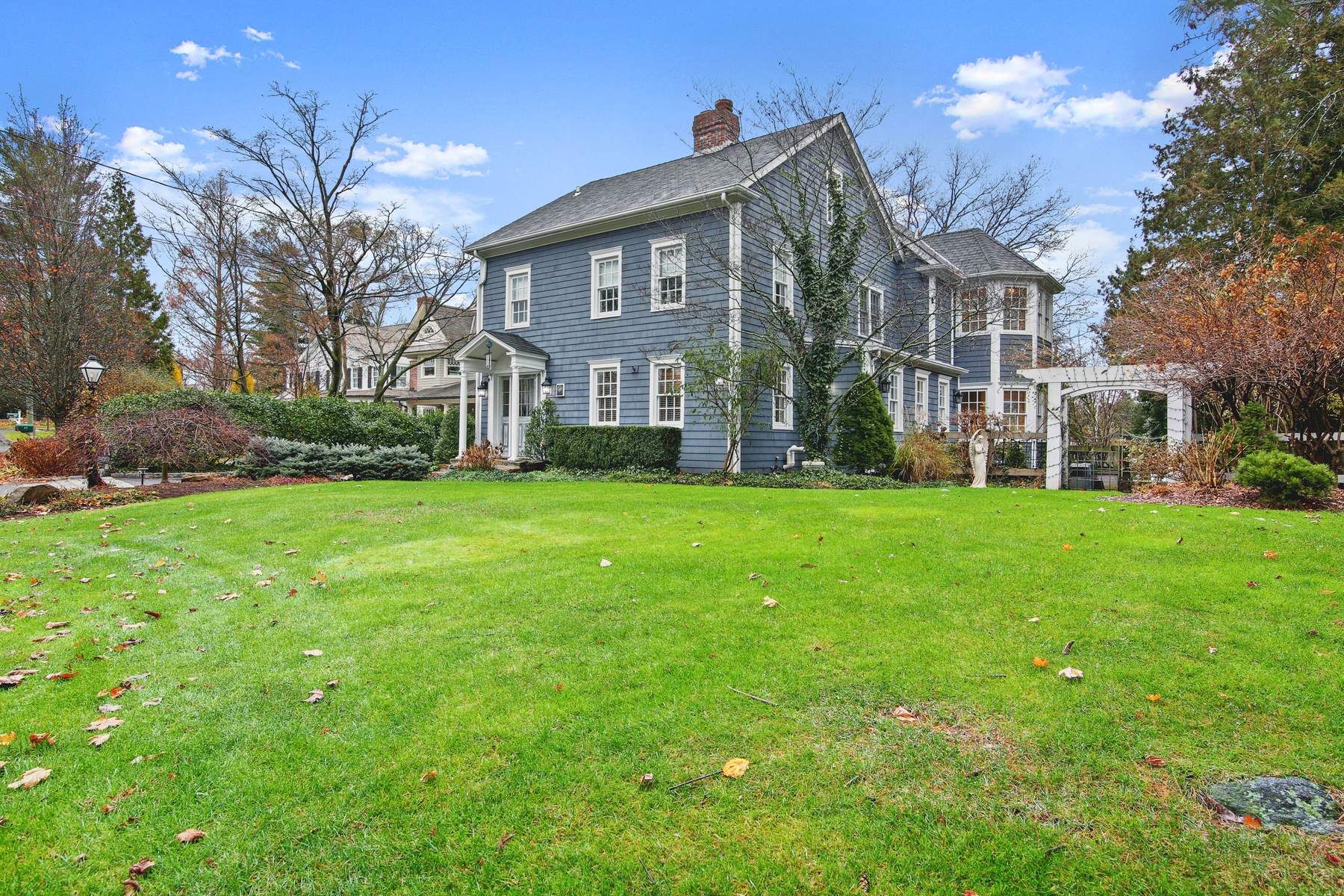 HOUSE OF THE WEEK Coastal Living at Its Best in Historic Old Greenwich