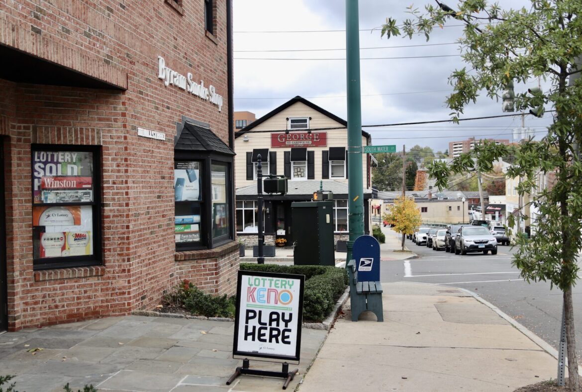 P&Z Watch: Greenwich Drafts Smoke Shop Restrictions after Byram Neighbors  Complain